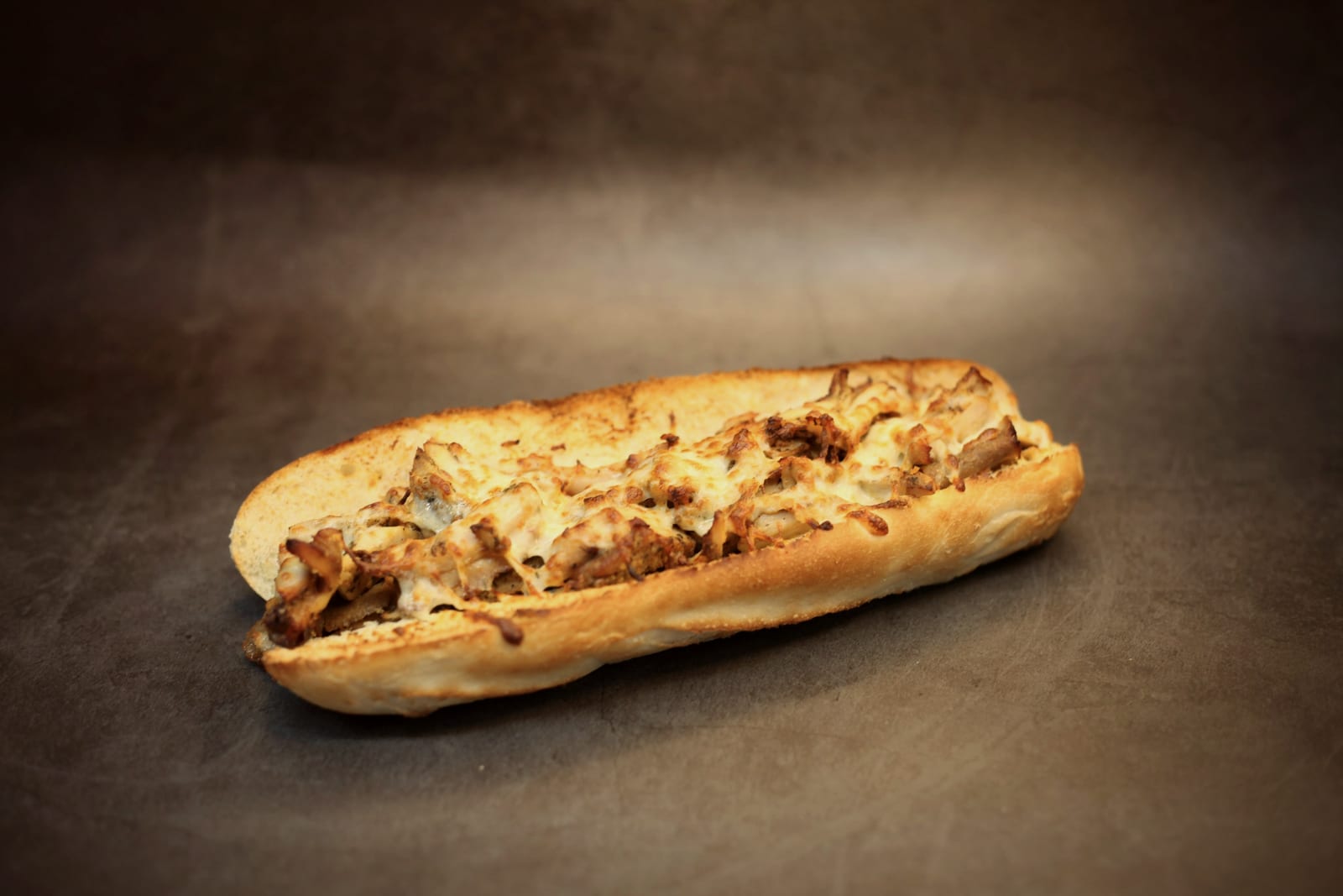 Bánh mì kẹp bò phô mai Philly